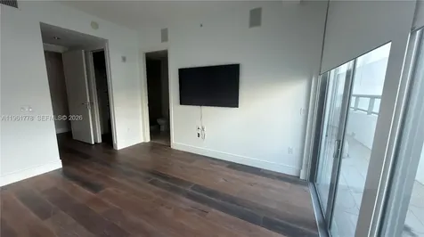 3250 NE 188th Street Aventura FL 33180