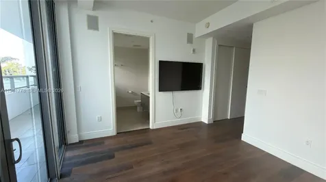 3250 NE 188th Street Aventura FL 33180