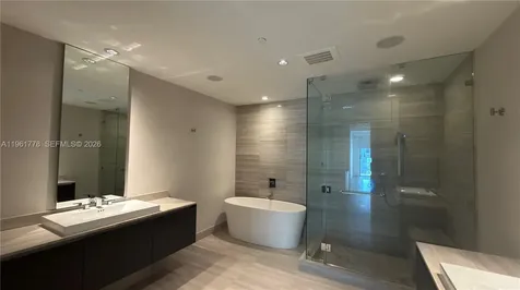 3250 NE 188th Street Aventura FL 33180