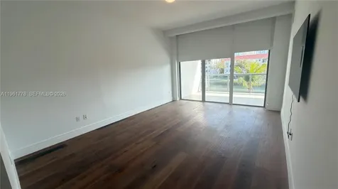3250 NE 188th Street Aventura FL 33180
