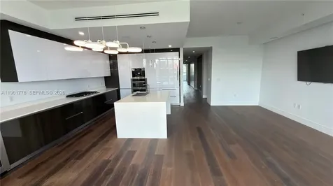 3250 NE 188th Street Aventura FL 33180