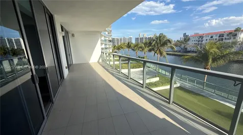 3250 NE 188th Street Aventura FL 33180