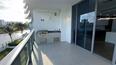 3250 NE 188th Street Aventura FL 33180