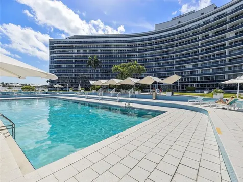 900 Bay Drive Miami Beach FL 33141