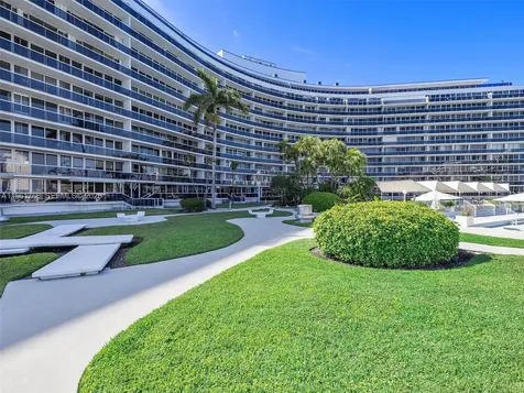 900 Bay Drive Miami Beach FL 33141