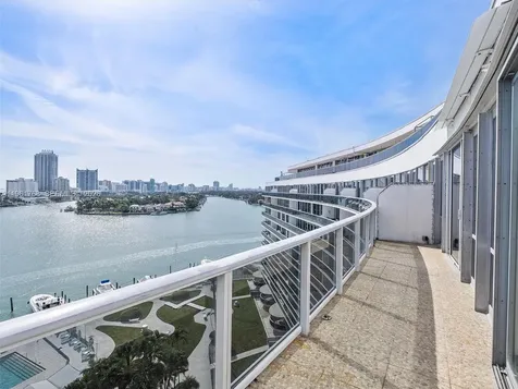 900 Bay Drive Miami Beach FL 33141