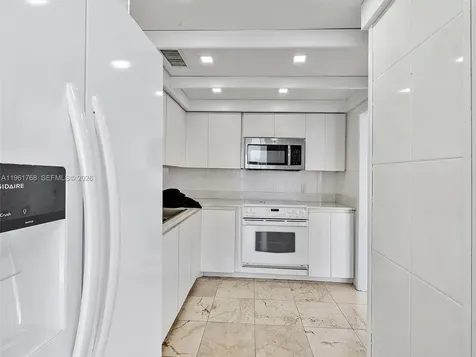 900 Bay Drive Miami Beach FL 33141