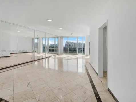 900 Bay Drive Miami Beach FL 33141