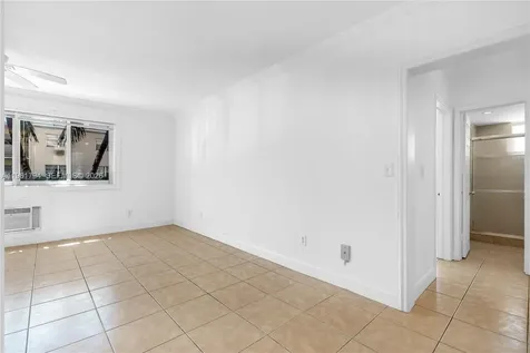 315 69th Street Miami Beach FL 33141