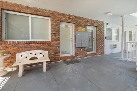 315 69th Street Miami Beach FL 33141