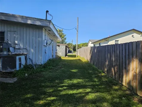 4610 SW 55th Avenue Davie FL 33314