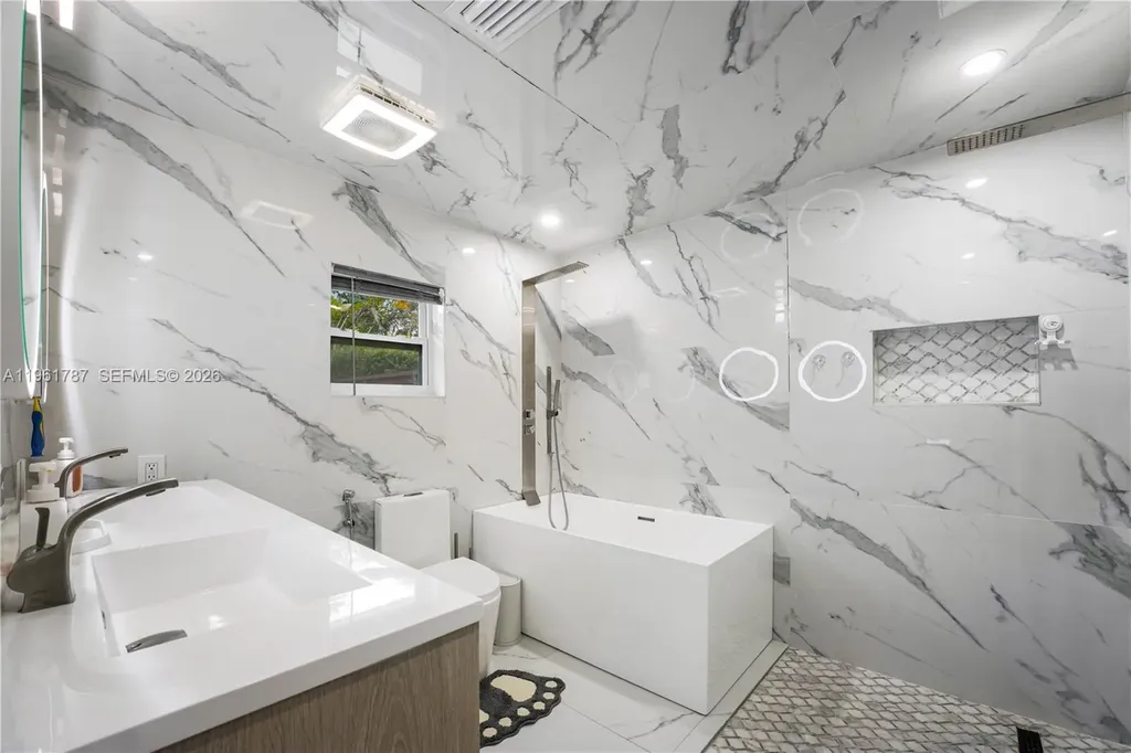 2631 NW 84th Avenue Coral Springs FL 33065