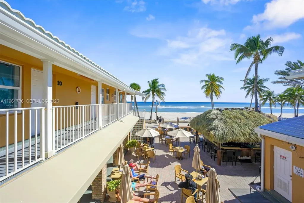 2300-2325 N Surf Road Hollywood FL 33019