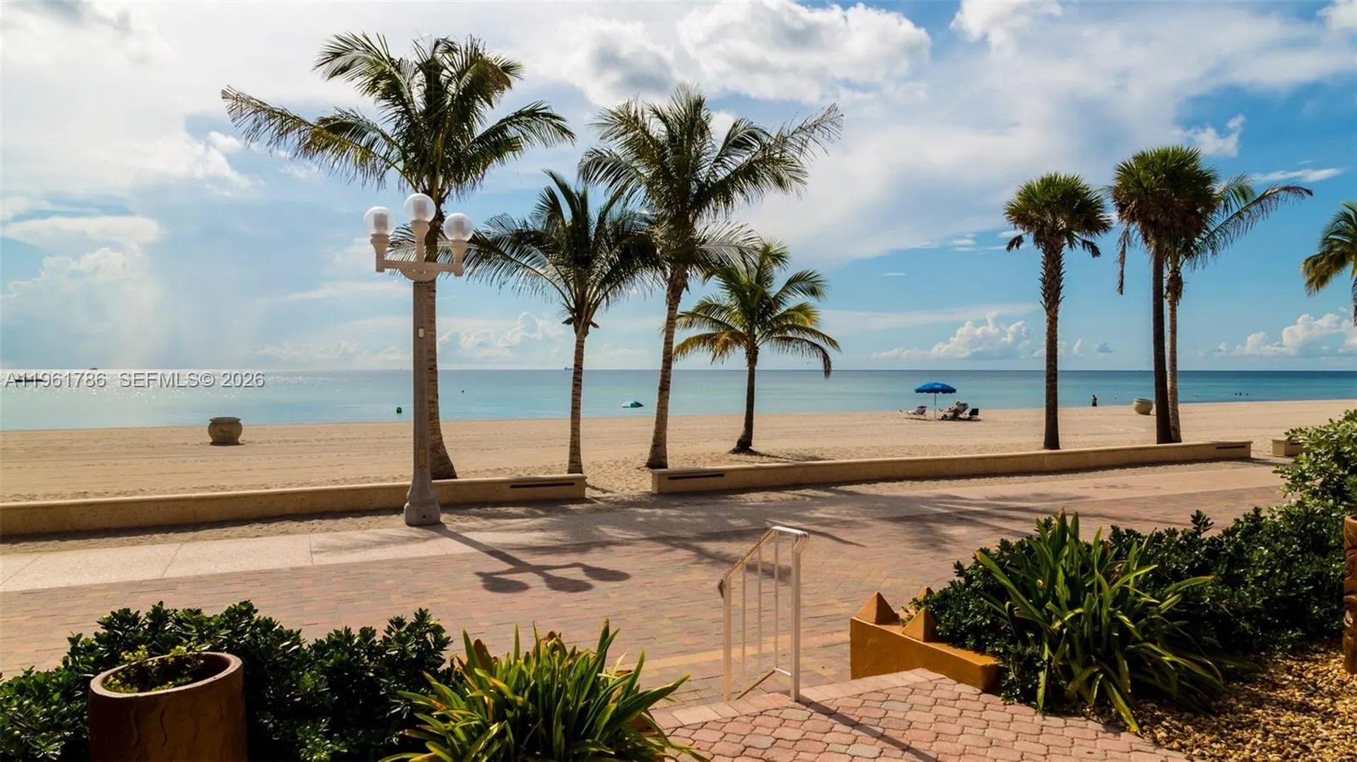 2300-2325 N Surf Road Hollywood FL 33019