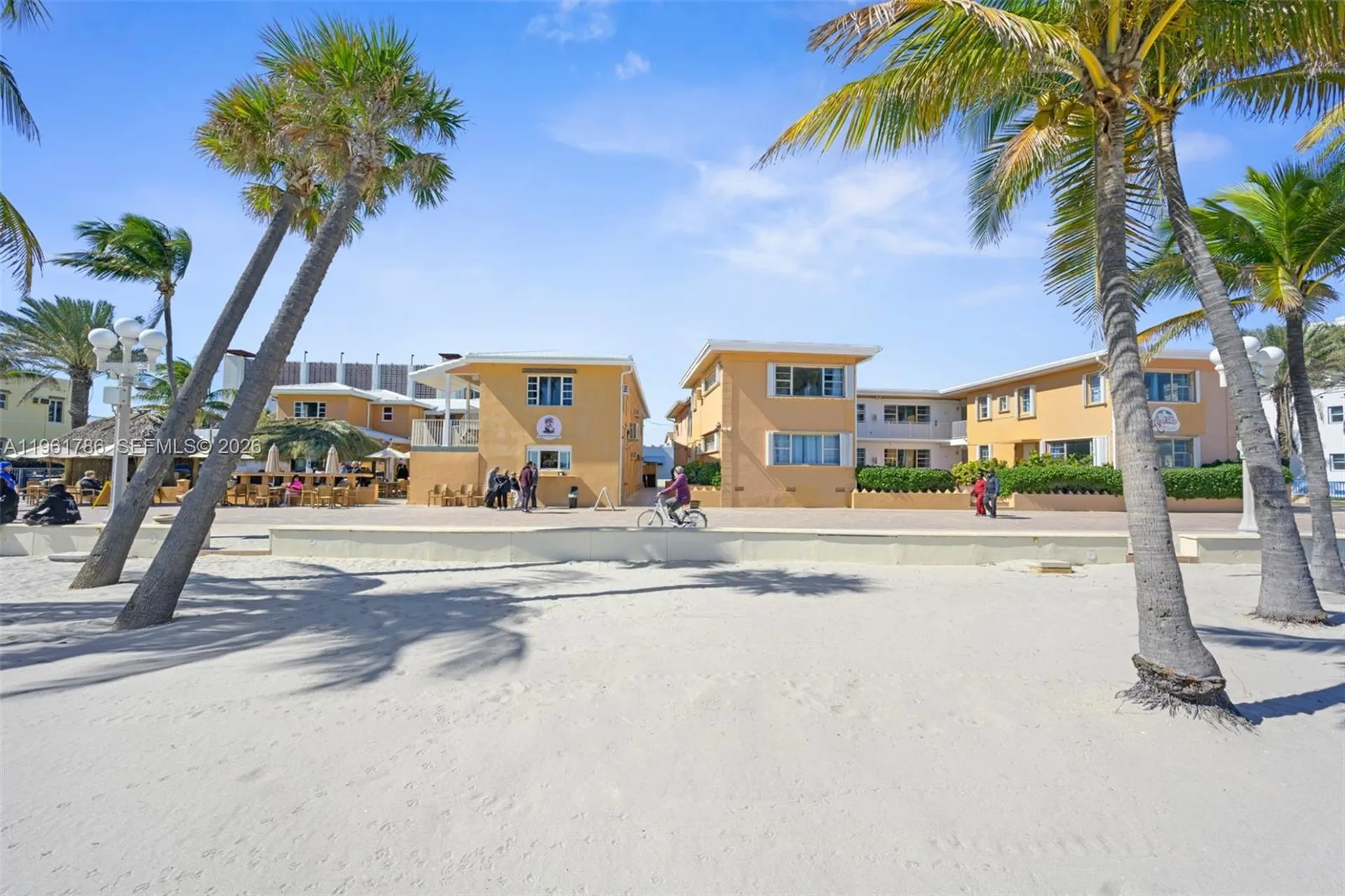 2300-2325 N Surf Road Hollywood FL 33019