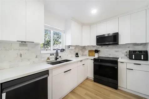 45 NE 124th Terrace North Miami FL 33161