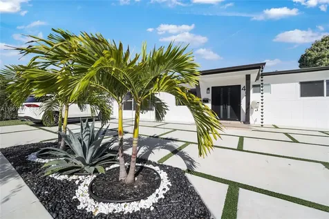 45 NE 124th Terrace North Miami FL 33161