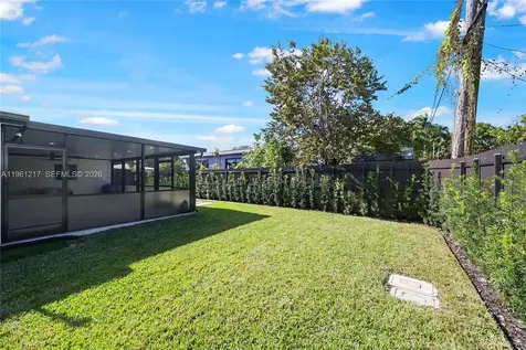45 NE 124th Terrace North Miami FL 33161