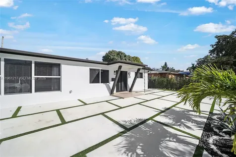 45 NE 124th Terrace North Miami FL 33161