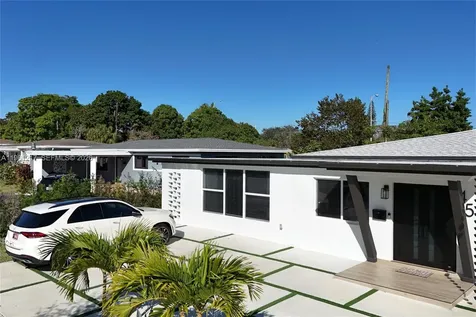 45 NE 124th Terrace North Miami FL 33161