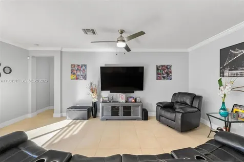 4182 NE 20th Street Homestead FL 33033