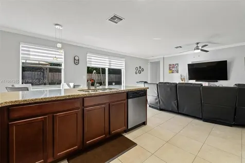 4182 NE 20th Street Homestead FL 33033