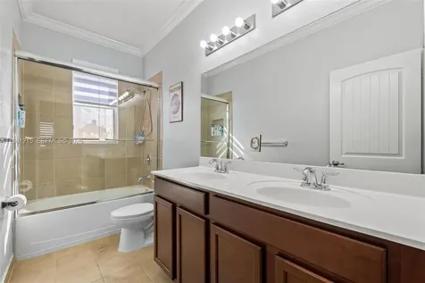 4182 NE 20th Street Homestead FL 33033