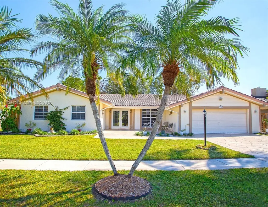 570 Royal Poinciana Court Weston FL 33326