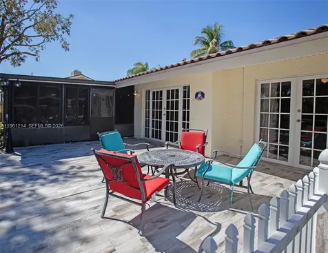570 Royal Poinciana Court Weston FL 33326