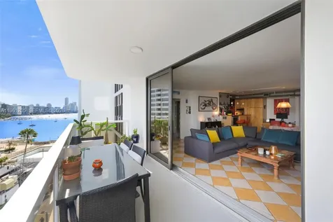 9 Island Avenue Miami Beach FL 33139