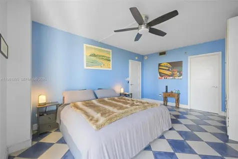 9 Island Avenue Miami Beach FL 33139