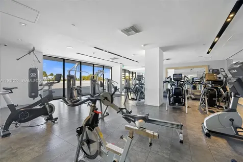 9 Island Avenue Miami Beach FL 33139