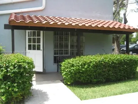 10762 N Kendall Drive Miami FL 33176