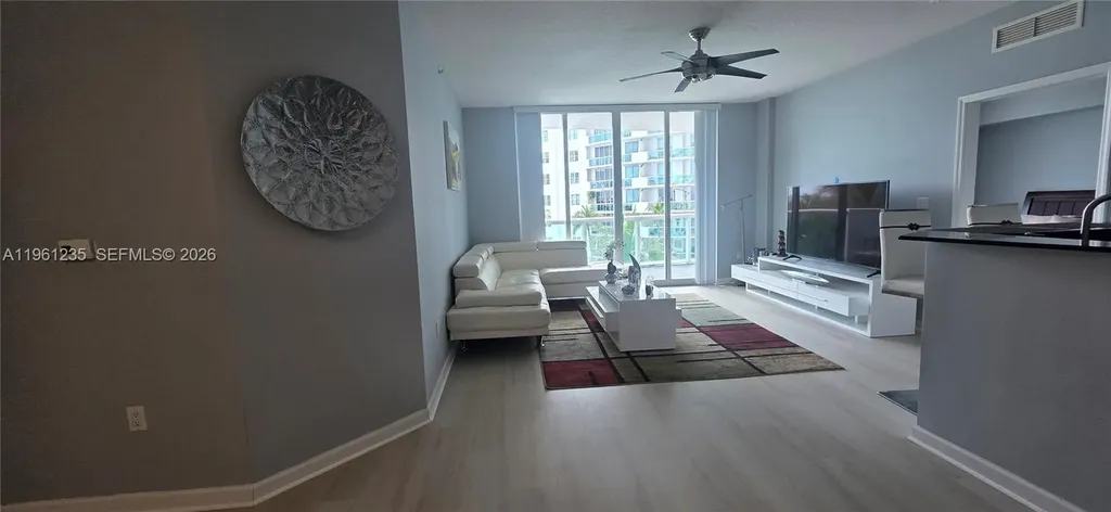 7900 Harbor Island Drive North Bay Village FL 33141