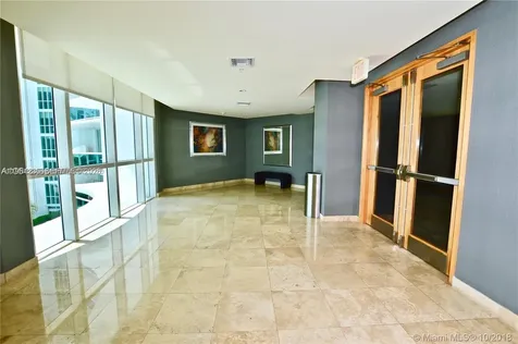 7900 Harbor Island Drive North Bay Village FL 33141