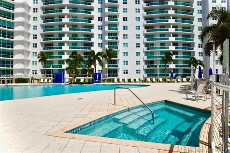 7900 Harbor Island Drive North Bay Village FL 33141