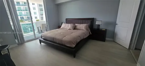 7900 Harbor Island Drive North Bay Village FL 33141