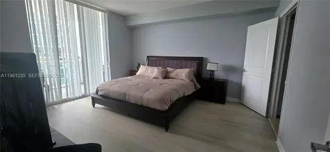 7900 Harbor Island Drive North Bay Village FL 33141