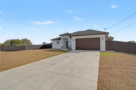 3705 SW 23rd Street Lehigh Acres FL 33976