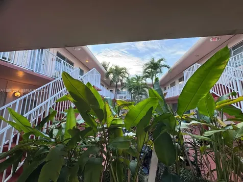 Miami Beach FL 33141