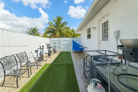 5010 SW 31st Avenue Naples FL 34116