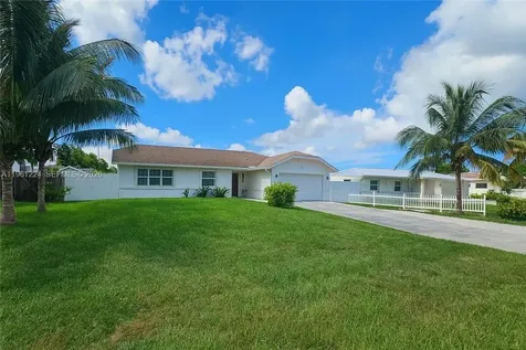 5010 SW 31st Avenue Naples FL 34116
