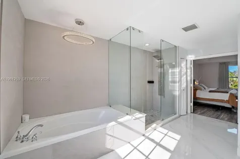 3846 W Gardenia Avenue Weston FL 33332