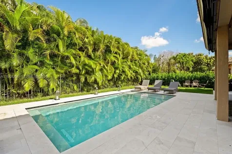 3846 W Gardenia Avenue Weston FL 33332