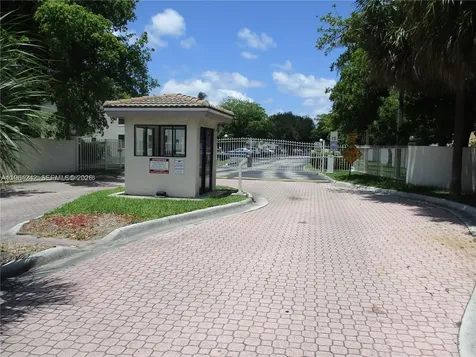 3200 NW 46th Street Oakland Park FL 33309