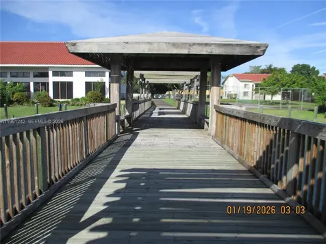 3200 NW 46th Street Oakland Park FL 33309
