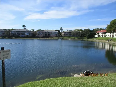 3200 NW 46th Street Oakland Park FL 33309