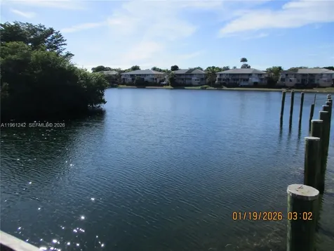 3200 NW 46th Street Oakland Park FL 33309