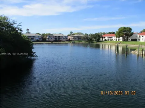 3200 NW 46th Street Oakland Park FL 33309