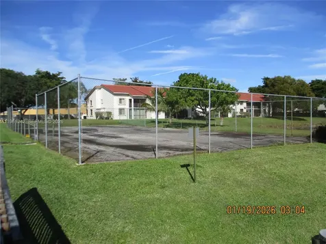 3200 NW 46th Street Oakland Park FL 33309